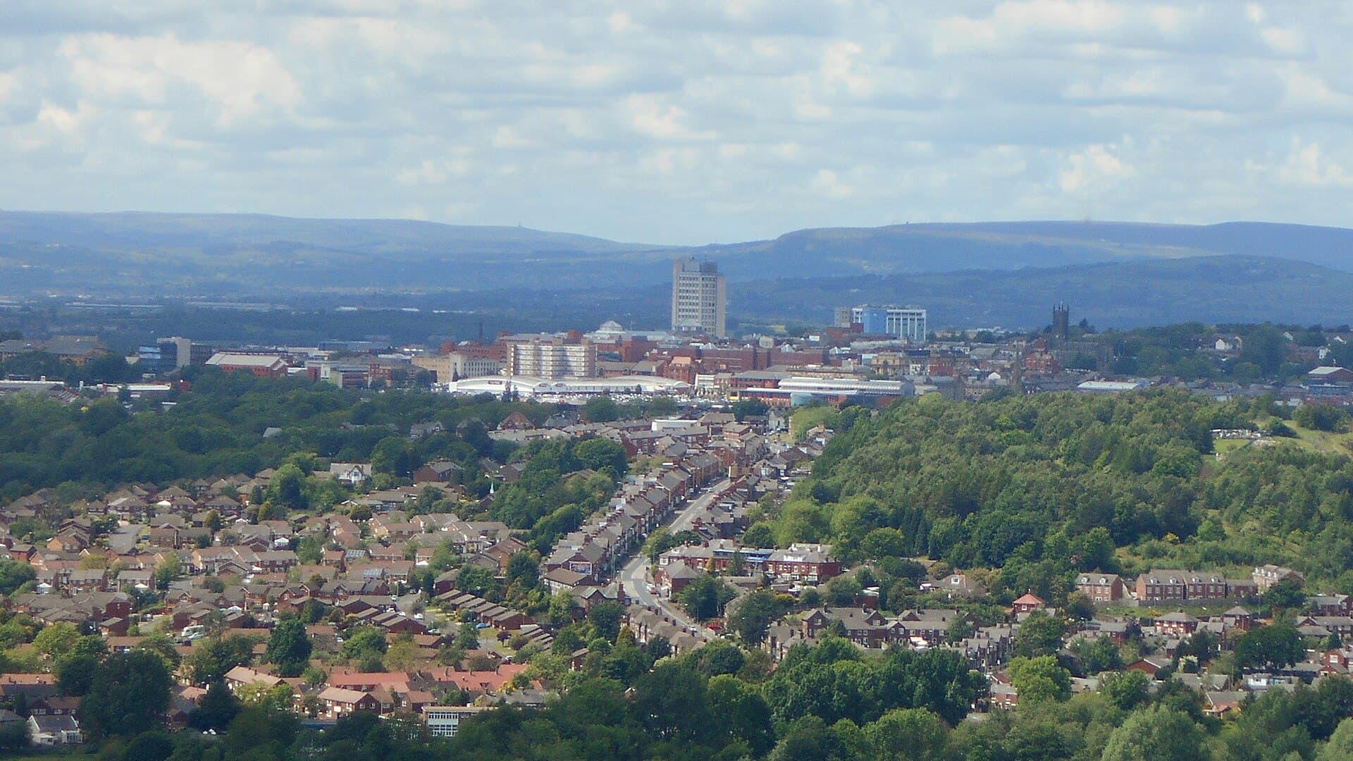 Oldham city skyline